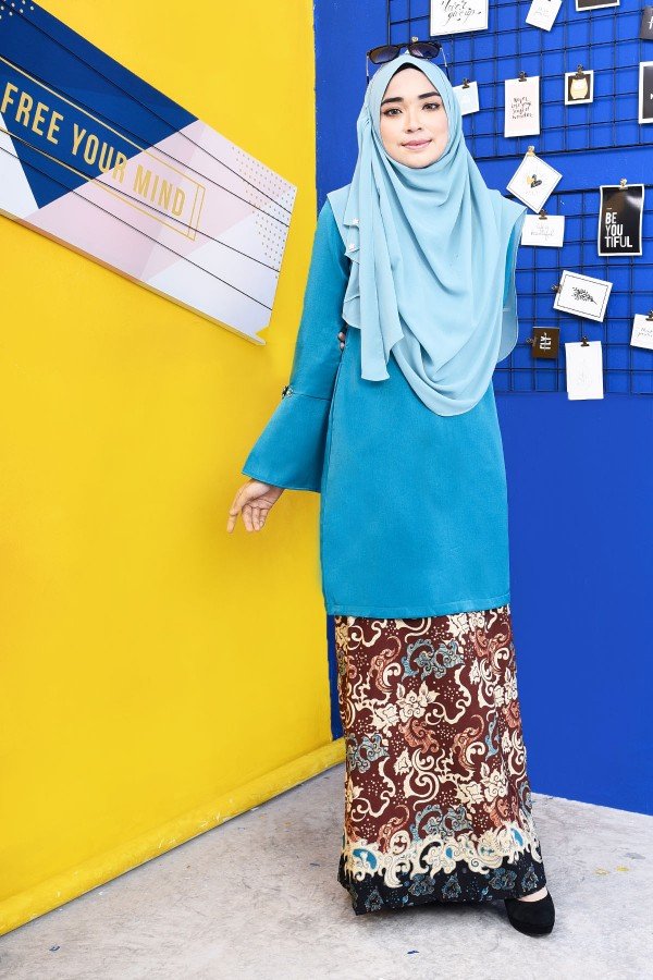 Baju Kurung Batik Naza - Greenish Blue