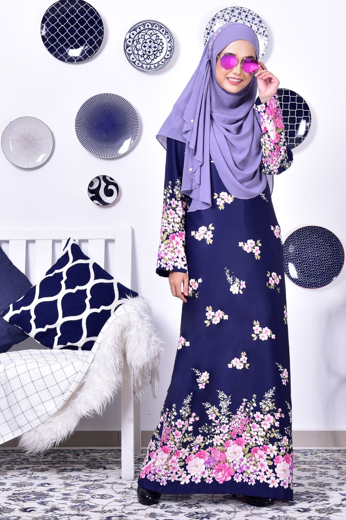 Abaya Ranaa - Blue Valley