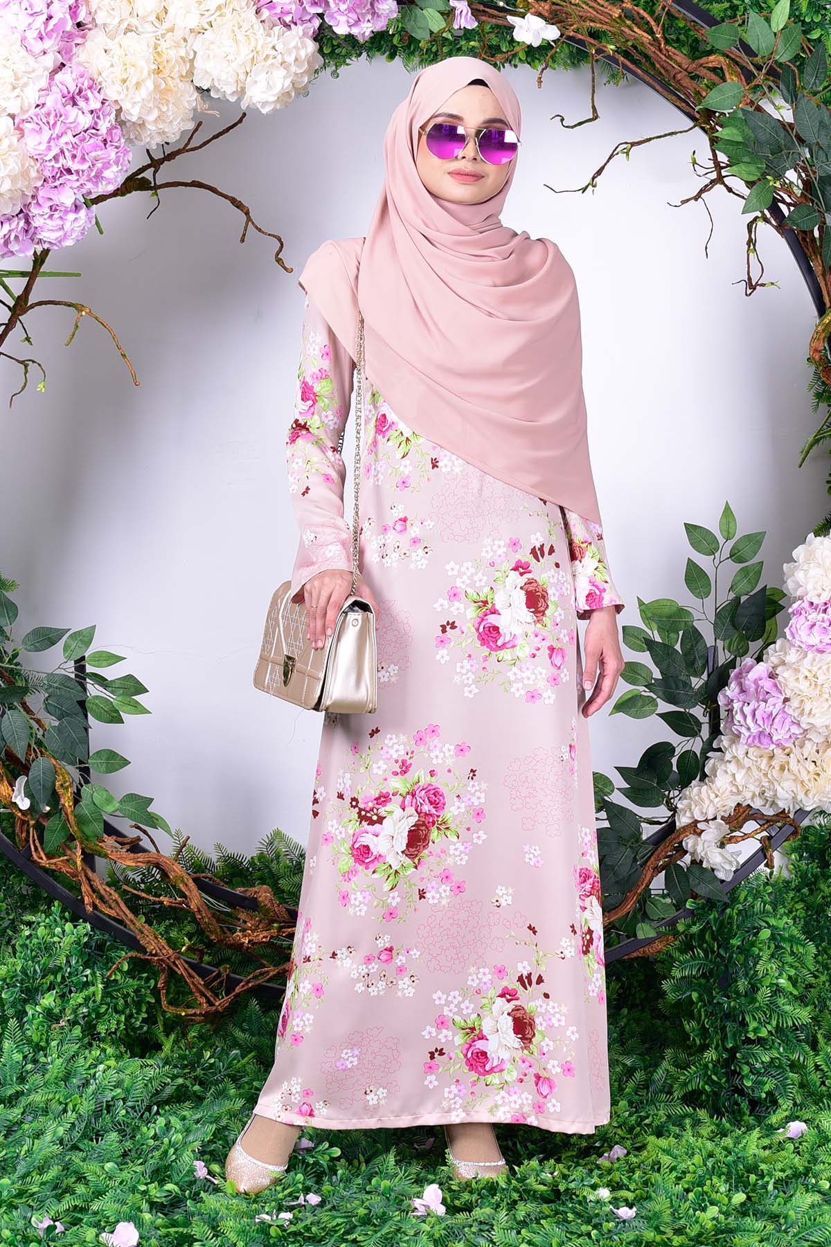 Abaya Ranaa - Rosie Brown