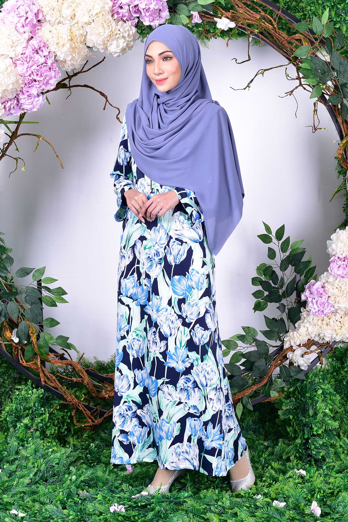 Abaya Ranaa - Peony Blue