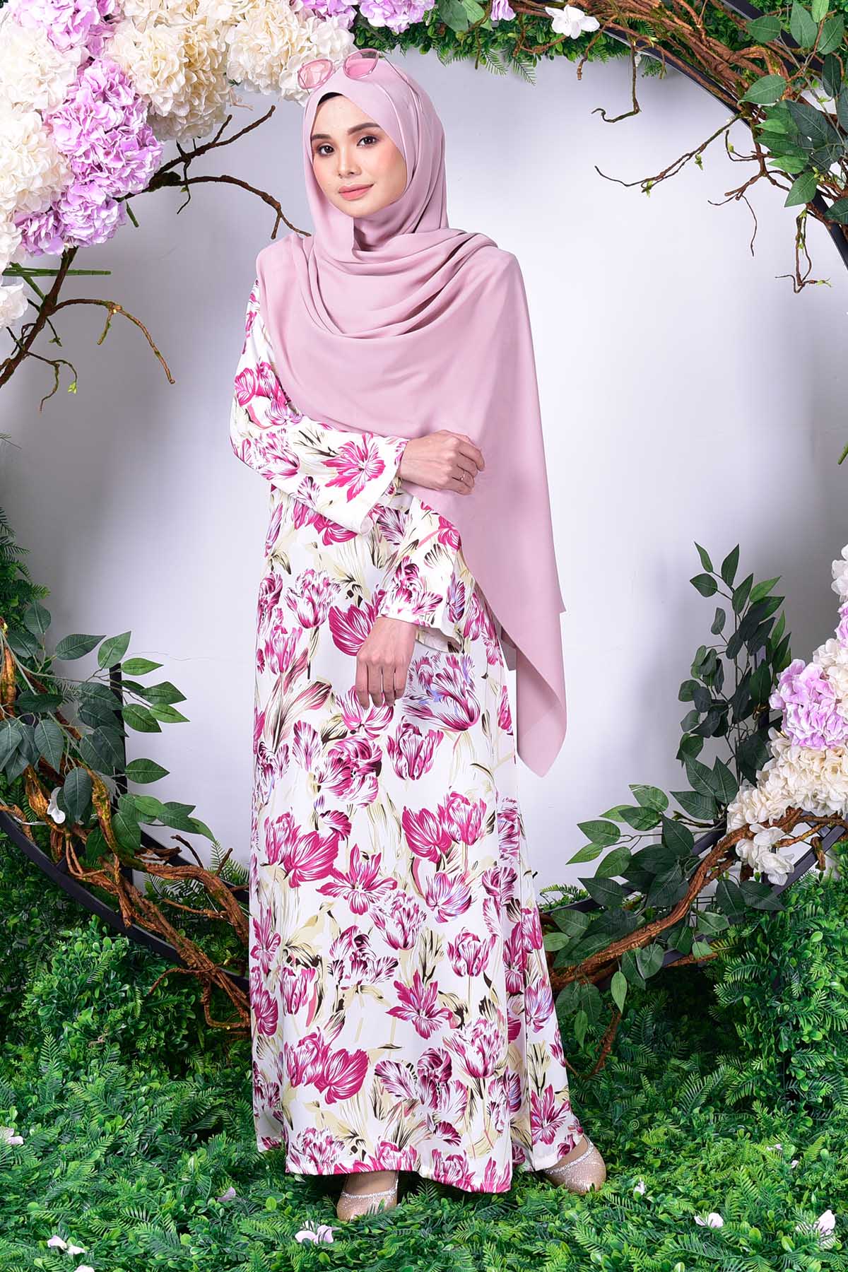 Abaya Ranaa - Peony Cream