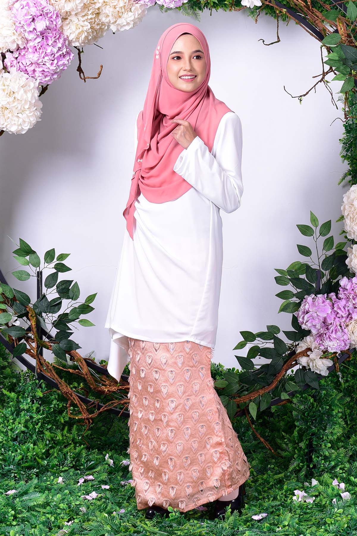 Baju Kurung Erine Waterfall - Honour White