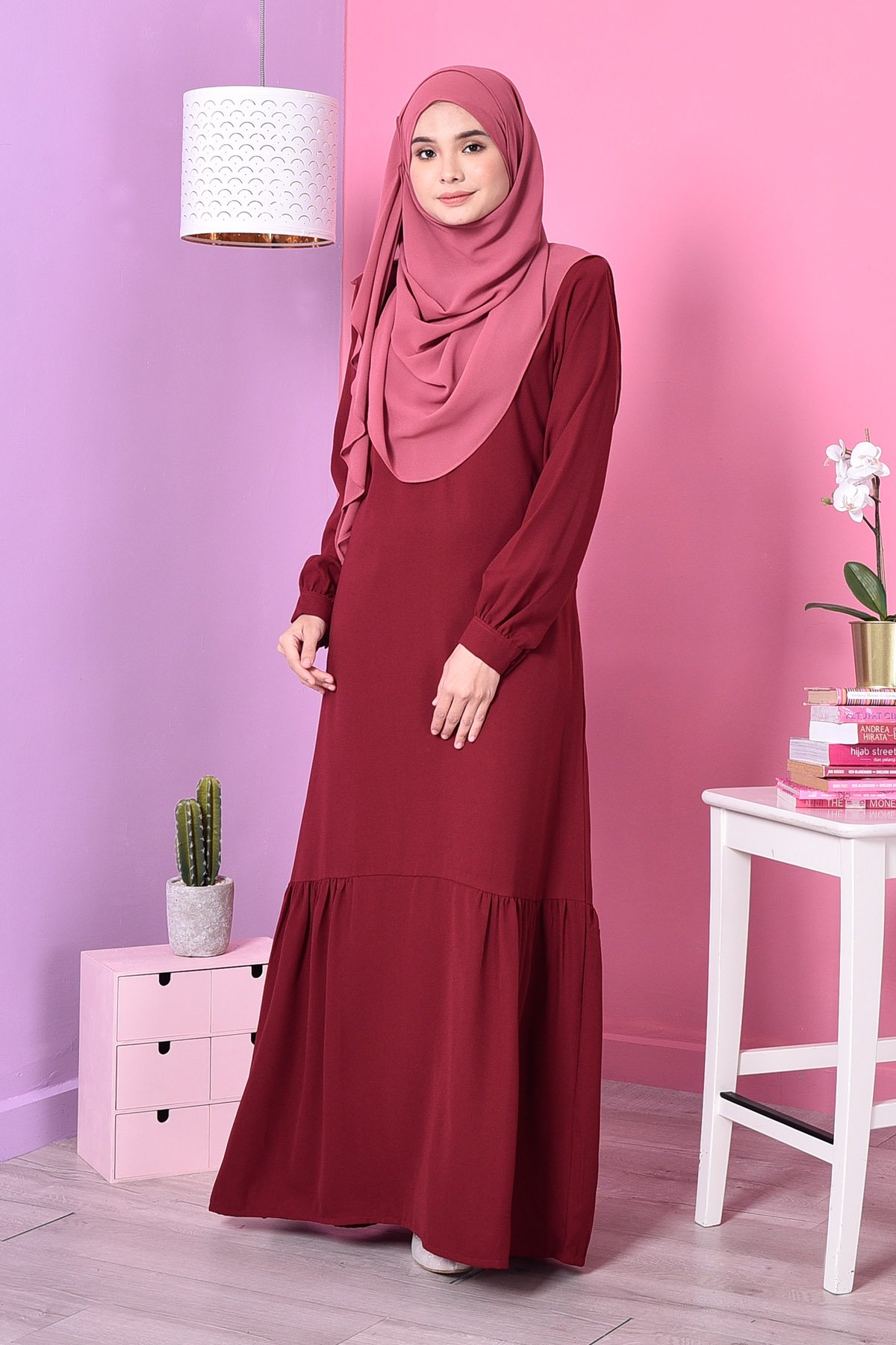 Abaya Leya Ruffle – Scarlet Red – MuslimahClothing.Com