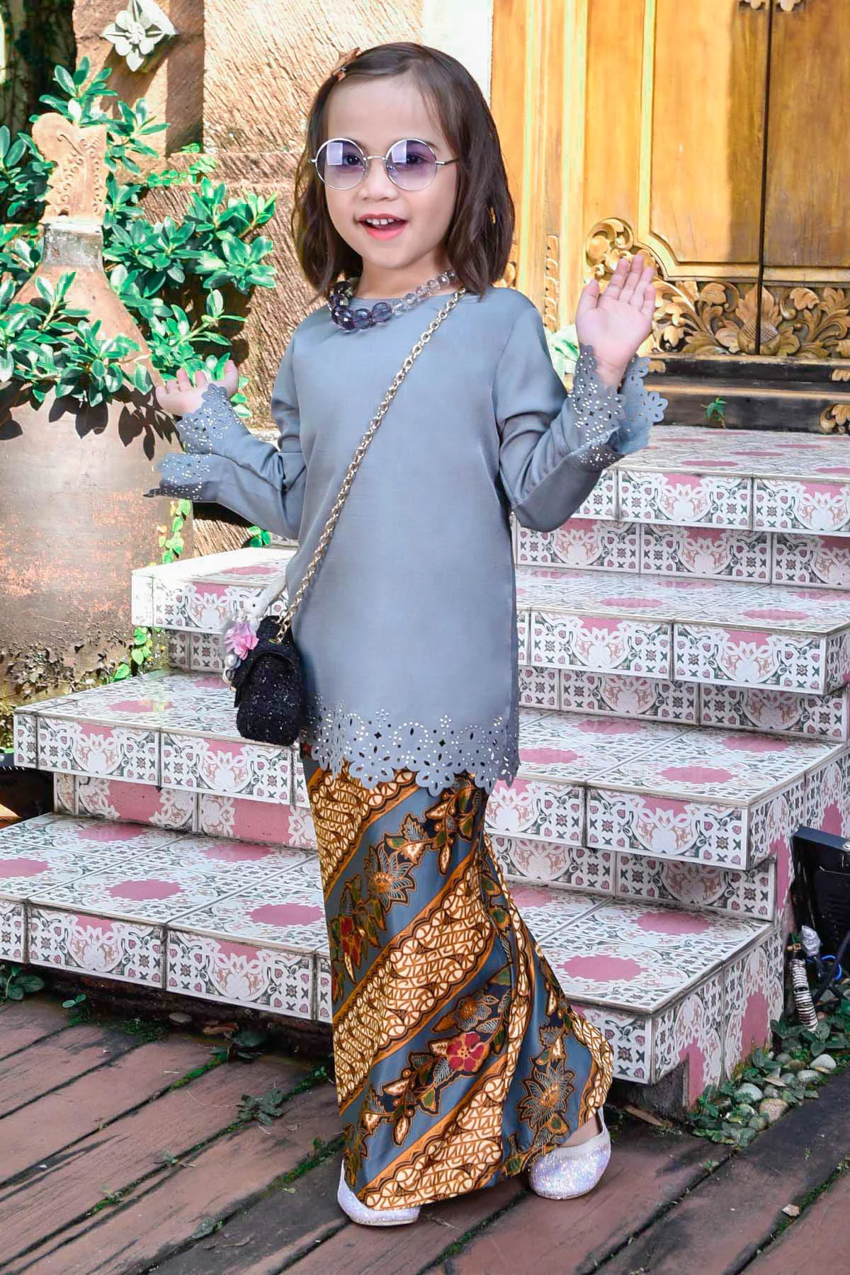 Baju Kurung Batik Lasercut Narnia Kids - Silvermoon