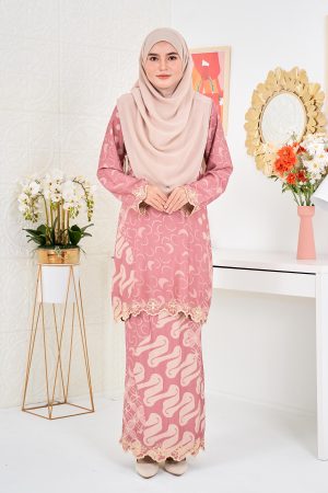 Baju Kurung Moden Batik Puteri Latifah Laluna X MCC - Orchid Pink