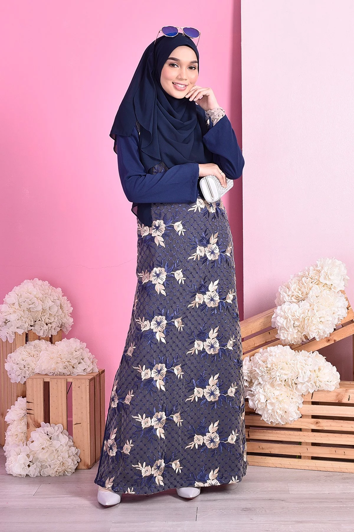 Abaya Lace Avis - Marine Blue