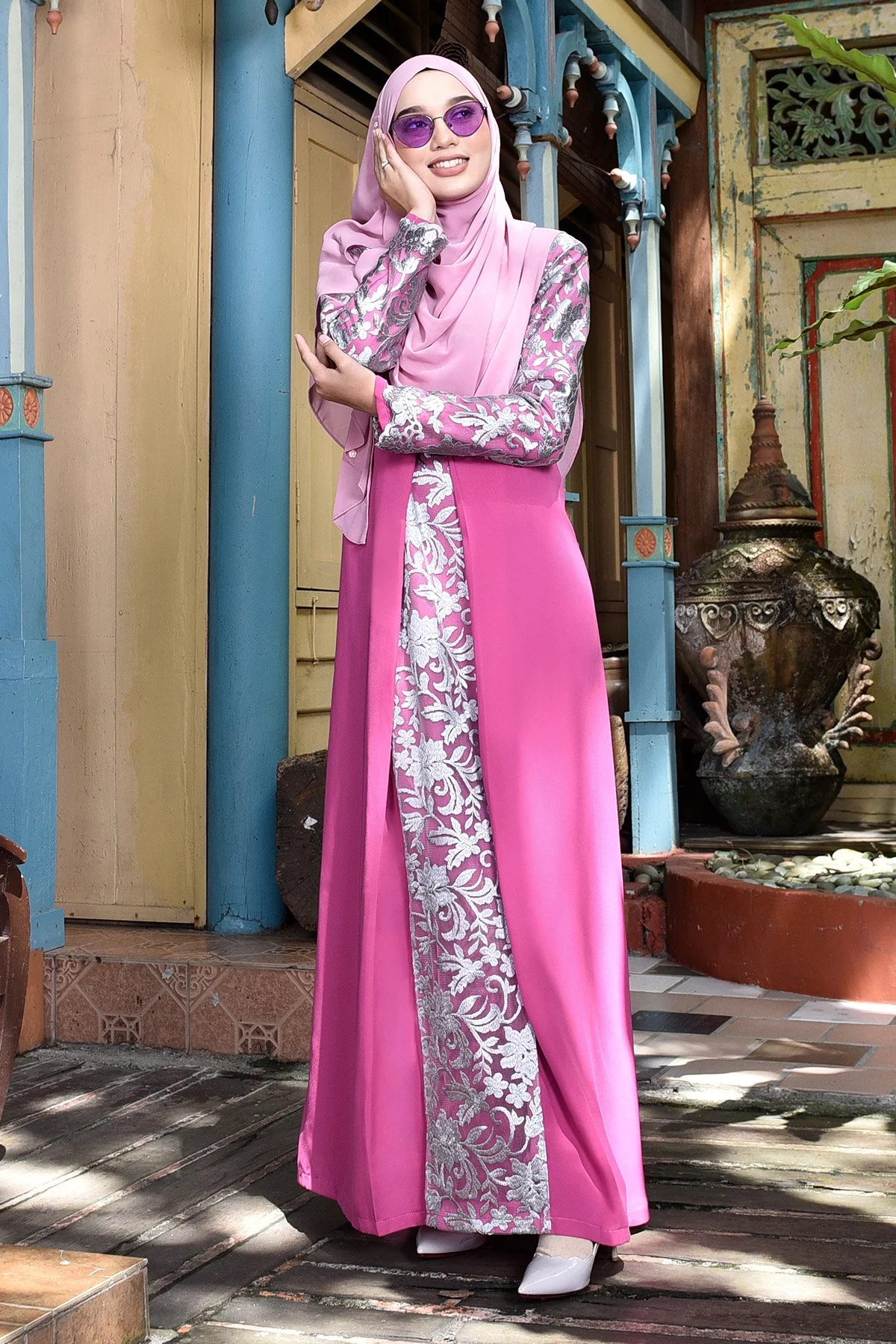 Abaya Lace Ines - Fluffy Pink