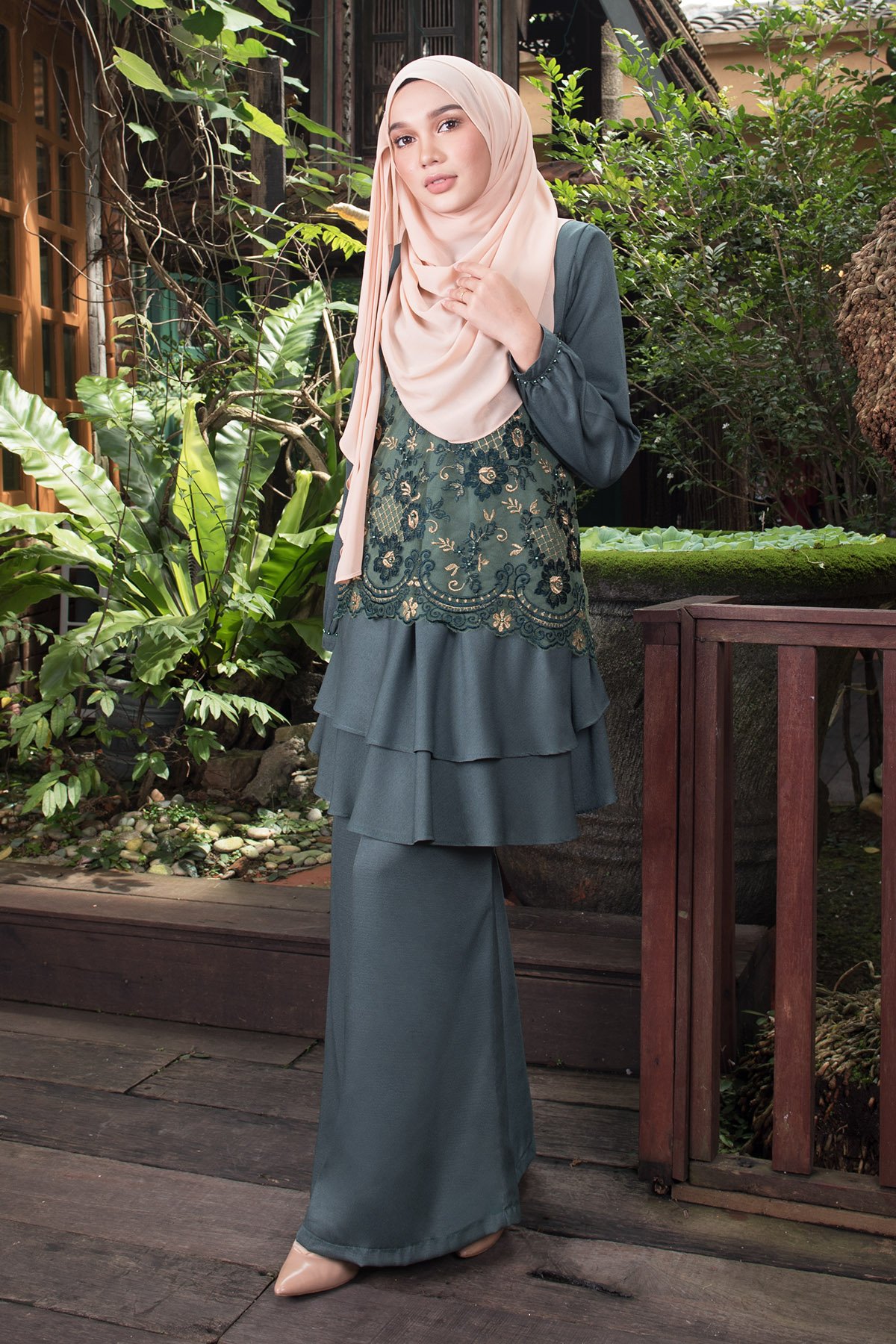 Baju Kurung Lace Alexis - Green Vine