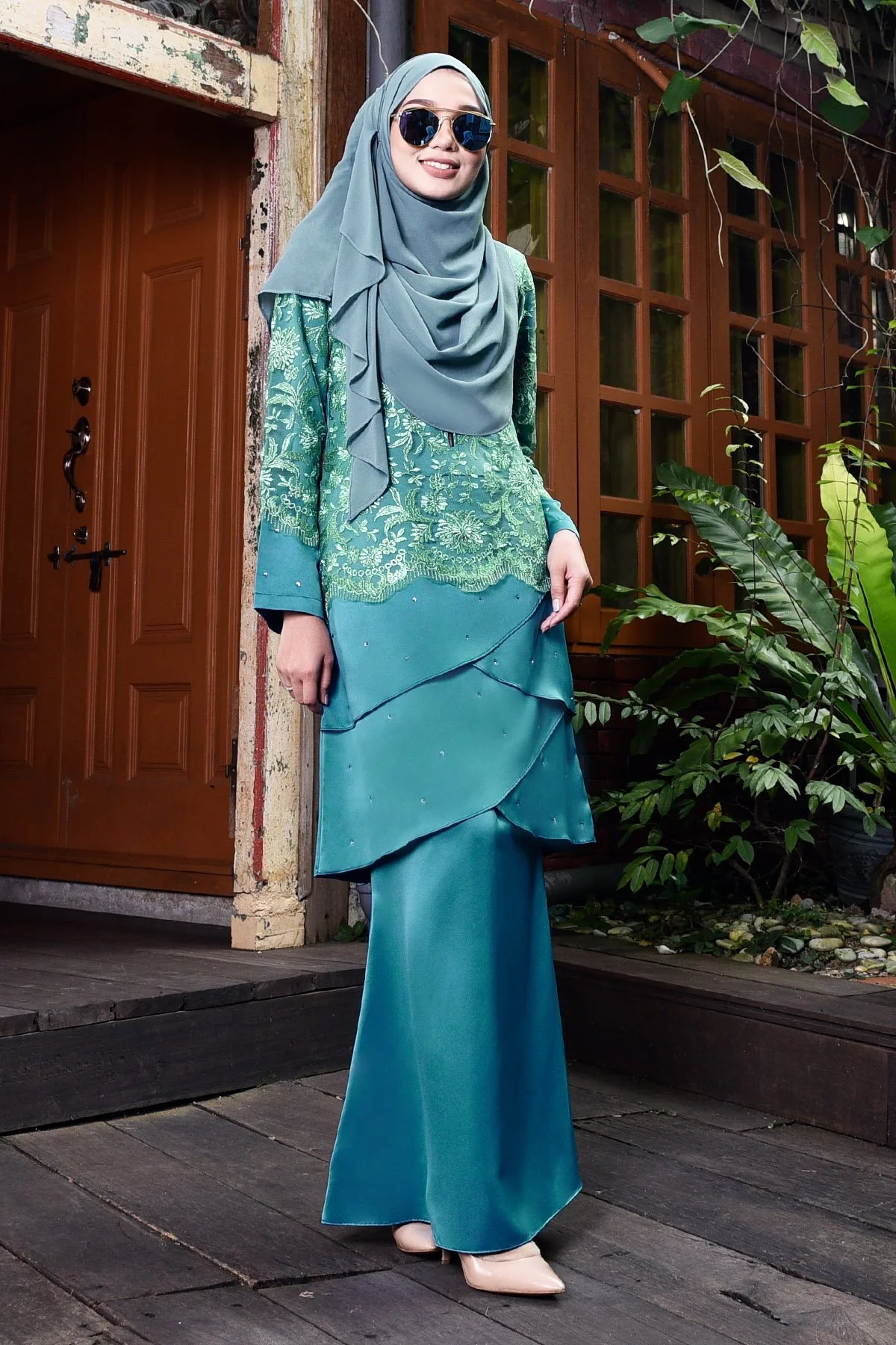 Baju Kurung Lace Clemence - Teal Shine