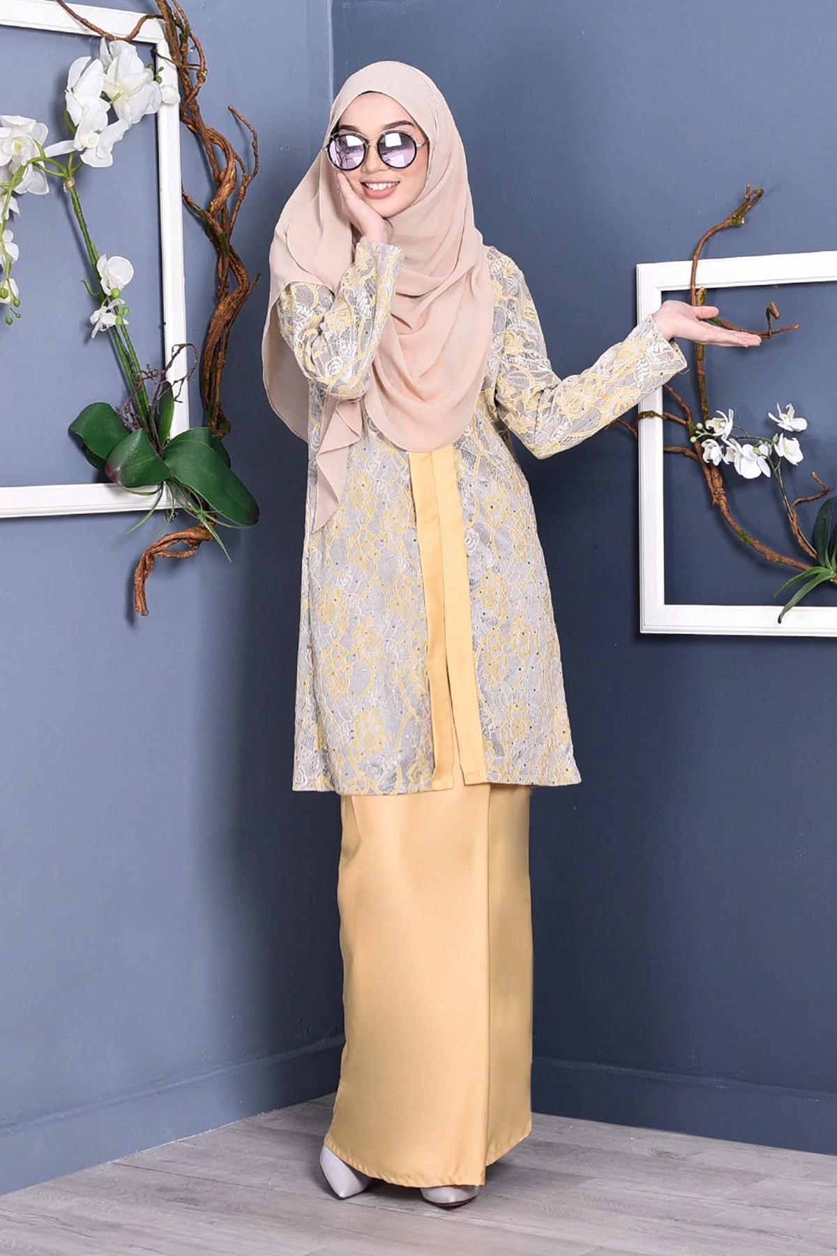 Baju Kebarung Lace Geyna - Custard Yellow