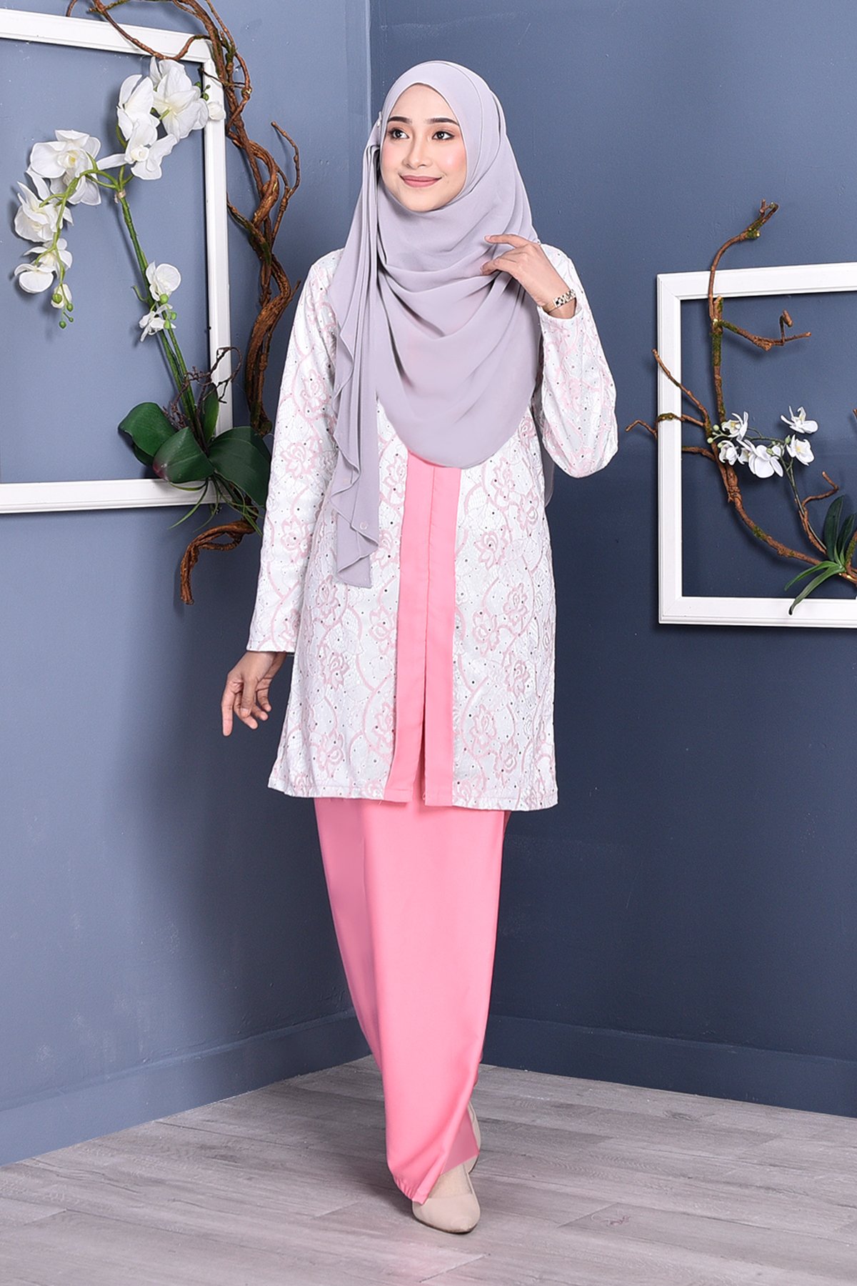 Baju Kebarung Lace Geyna - Milky Rose