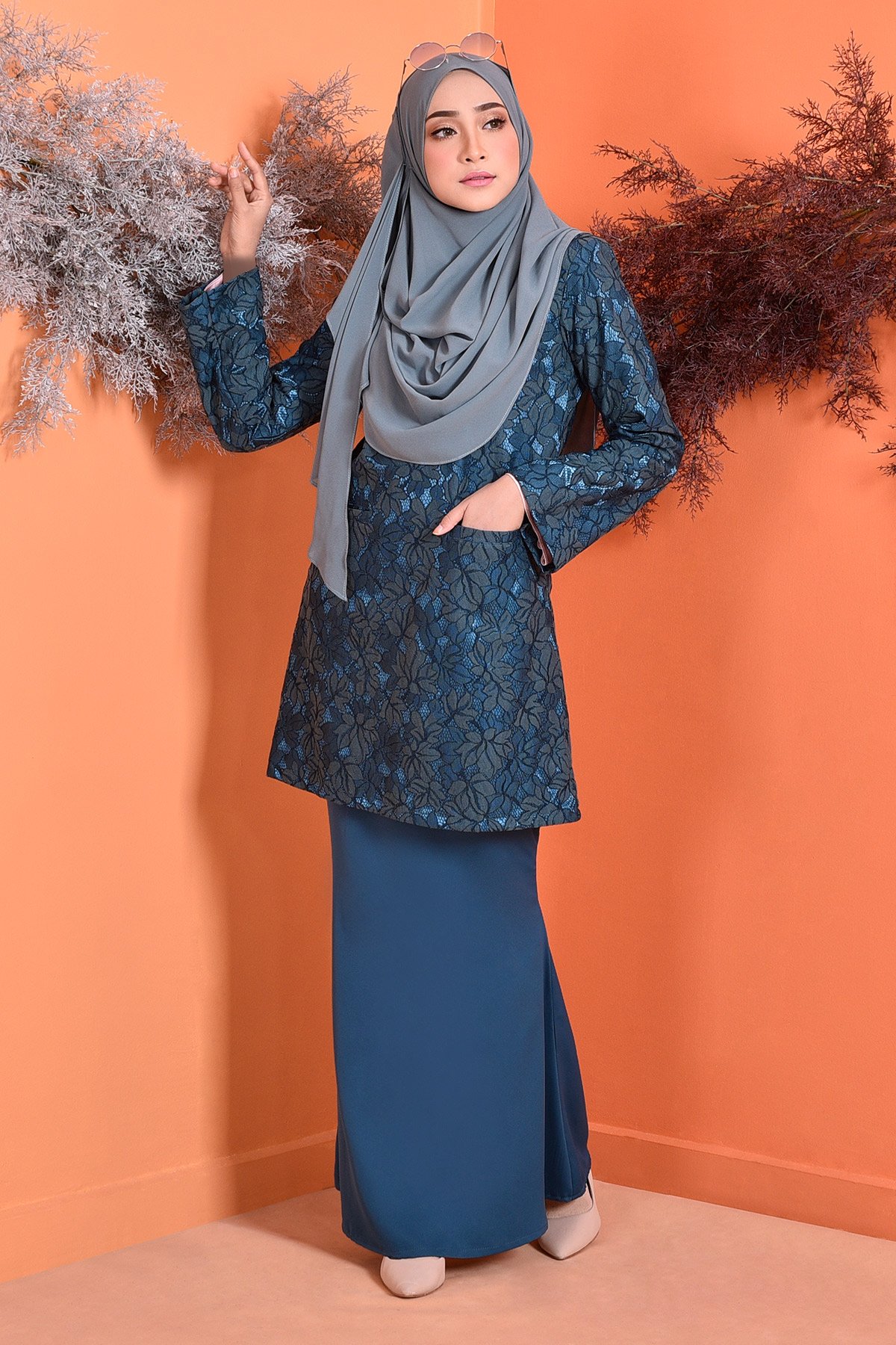 Baju Kurung Kedah Lace Gemma – Teal Green – MuslimahClothing.Com