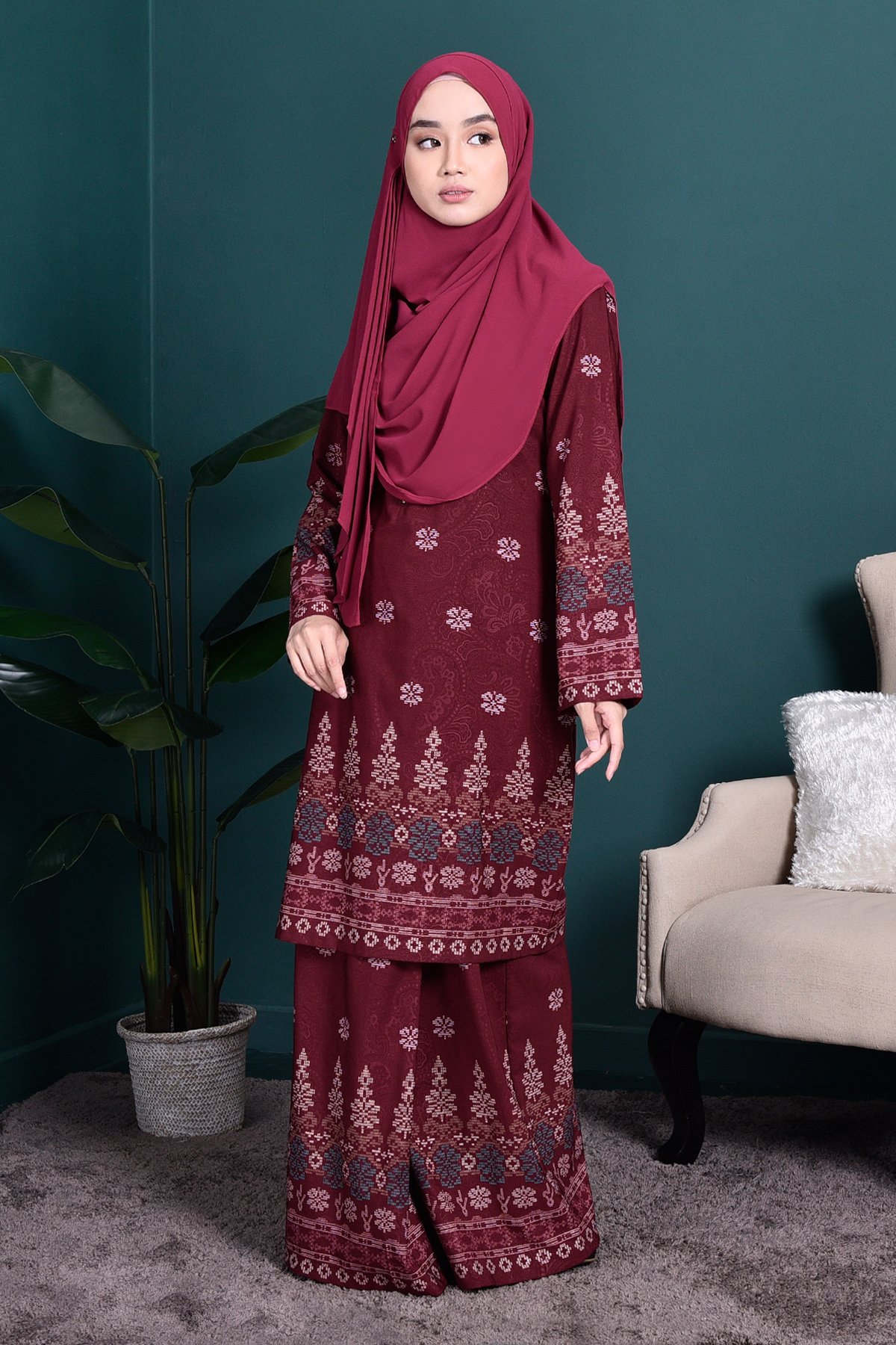 Baju Kurung Songket Amelia – Maroon – MuslimahClothing.Com