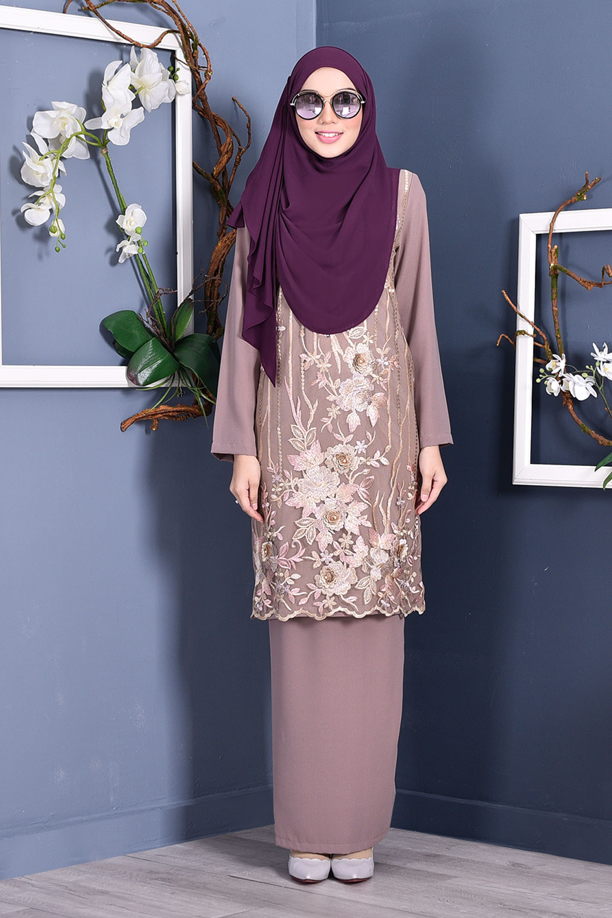 15 Trend Terbaru  Design  Baju  Kurung Lace Kain Batik 