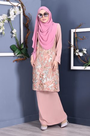 Baju Kurung Lace 3D Azween - Petal Pink