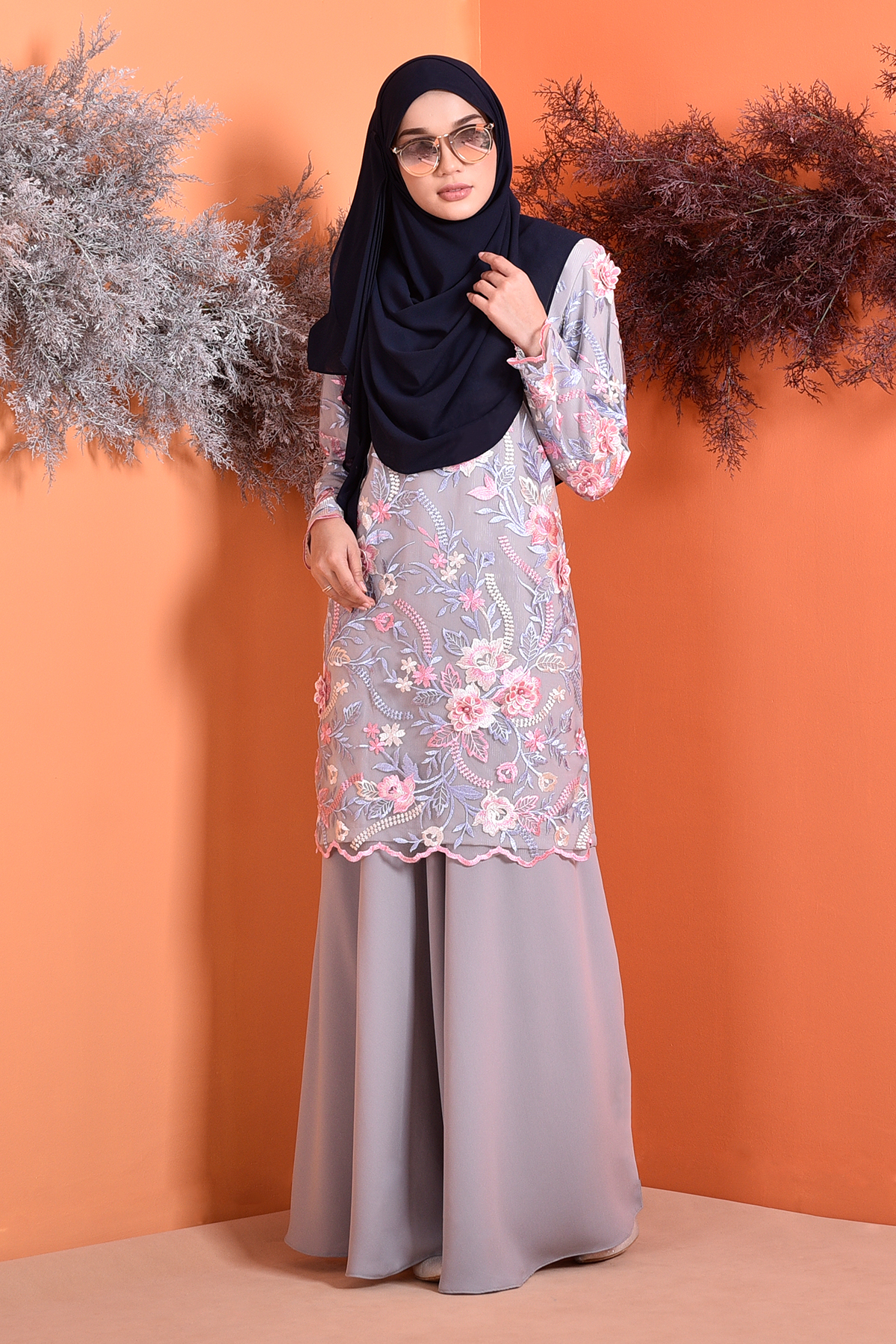 Baju Kurung Lace 3D Azura – Silver Mine – MuslimahClothing.Com