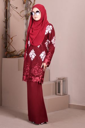 Baju Kurung Lace Ombre Sophie - Ruby Red