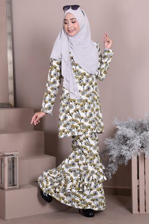 Baju Kurung Ruffle Anna - Fantasy White