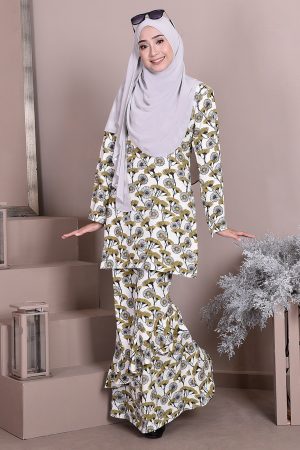 Baju Kurung Ruffle Anna - Fantasy White