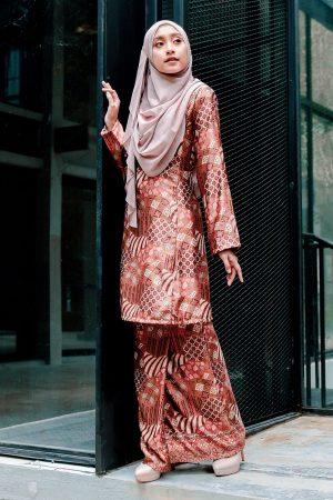 Baju Kurung Batik Najjah - Tangerine