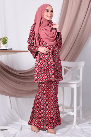 Baju Kurung Kedah Kiara - Tulip Red