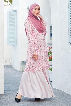 Baju Kurung Moden Lace Layla - Cream Pink