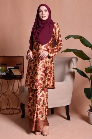 Baju Kurung Pahang Batik Arima - Ruby Cream