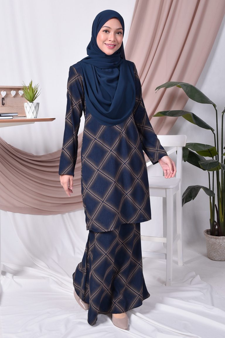 Baju Kurung Moden Trisha – Diamond Blue – MuslimahClothing.Com