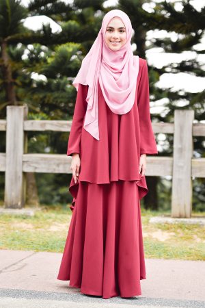 Baju Kurung Suit Hazana - Red