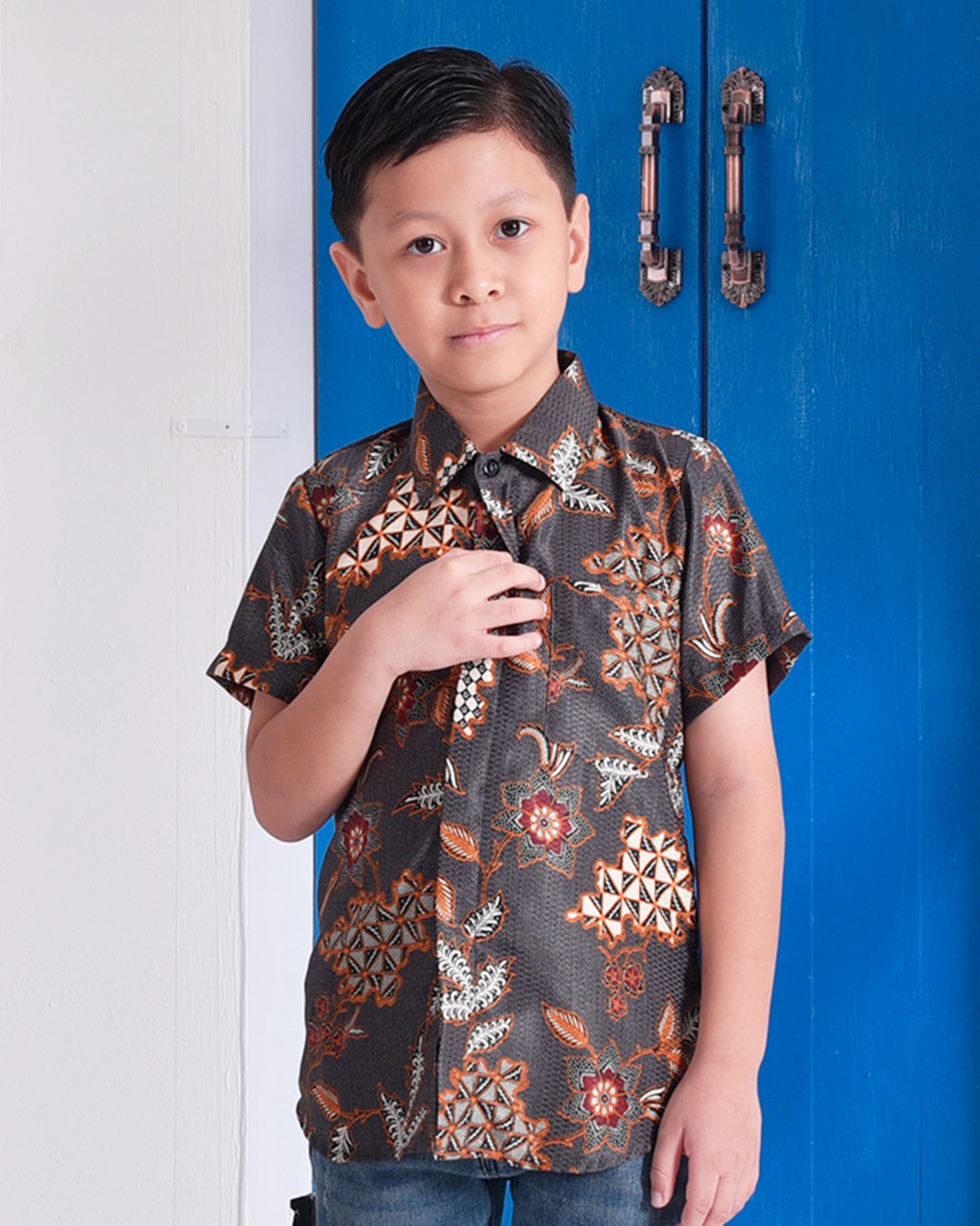 Baju Kemeja Batik Aiman Kids – Ash Grey – MuslimahClothing.Com