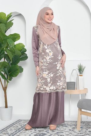 Baju Kurung Lace Pleated Aeni - Espresso Brown