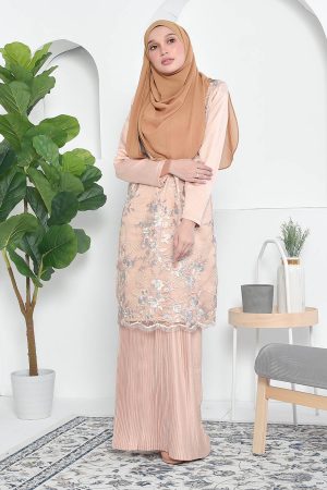 Baju Kurung Lace Pleated Aeni - Gold Dust