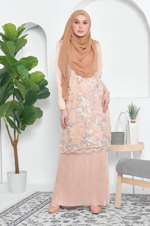 Baju Kurung Lace Pleated Aeni - Gold Dust