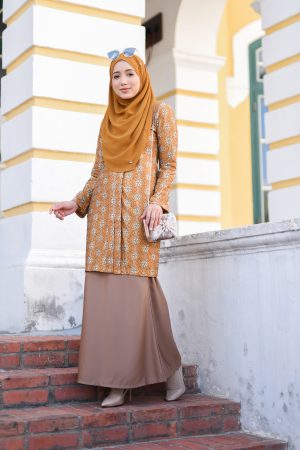 Baju Kebarung Lace Giselle - Luxury Gold