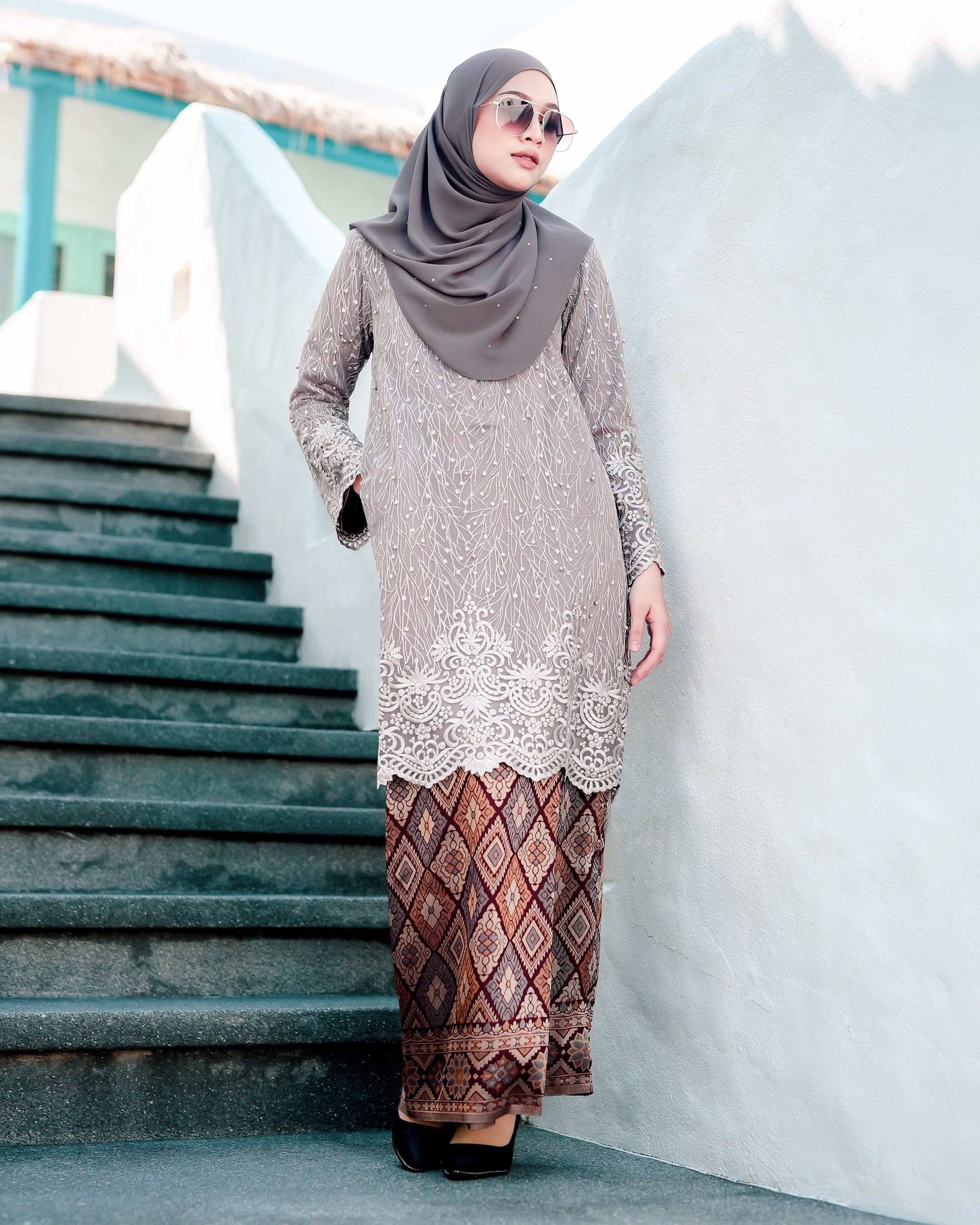 Baju Kebarung Songket Lace