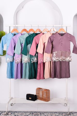 Baju Kurung Lace Pleated Aeni Kids - Gold Dust