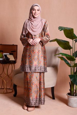 Baju Kurung Batik Arifah - Brownies Brown