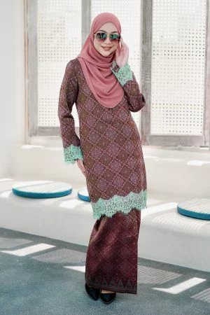 Baju Kurung Songket Lace Azleen - Rust Maroon