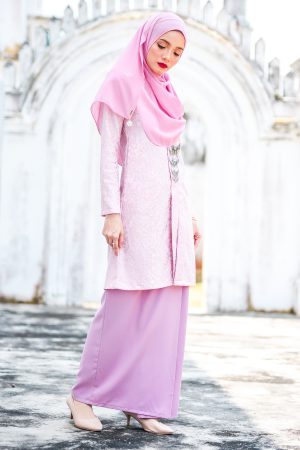 Baju Kebarung Lace Gyra - Pink