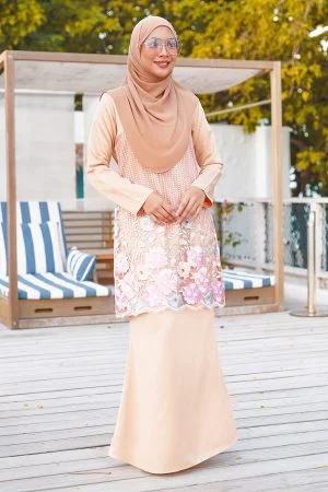 Baju Kurung Lace Amani - Blush Peach