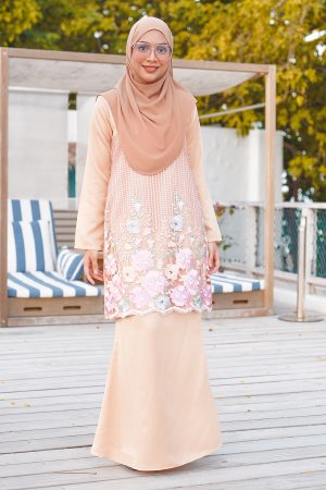 Baju Kurung Lace Amani - Blush Peach