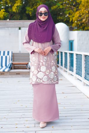 Baju Kurung Lace Amani - Lavender Purple