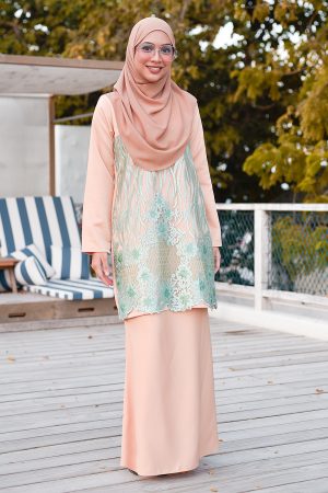 Baju Kurung Lace Anisa - Minty Peach