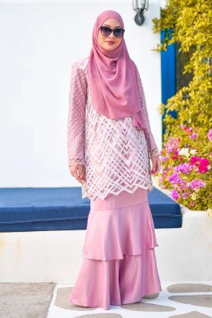 Baju Kurung Lace Azila - Quartz Pink