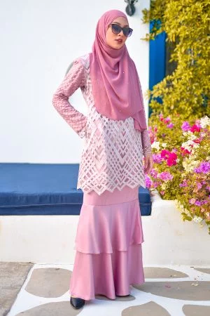 Baju Kurung Lace Azila - Quartz Pink