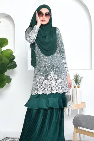 Baju Kurung Lace Pleated Ruffle Adra - Zamrud Green