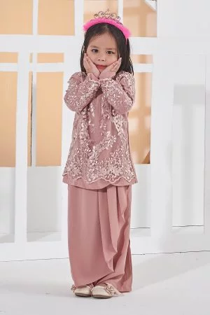 Baju Kurung Lace Pearl Adila Kids - Smoothies Pink