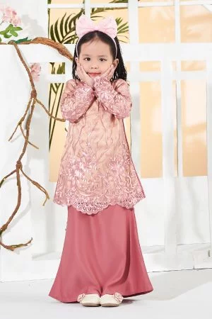 Baju Kurung Lace Aifa Kids - Strawberry Latte