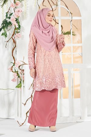 Baju Kurung Lace Aifa - Strawberry Latte