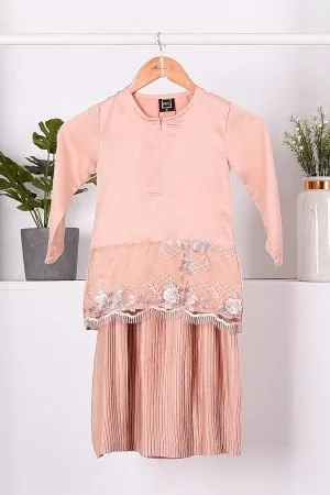 Baju Kurung Lace Pleated Aeni Kids - Gold Dust